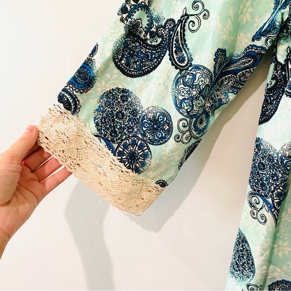 Knit Works Paisley Blouse Large - Picture 4 of 6